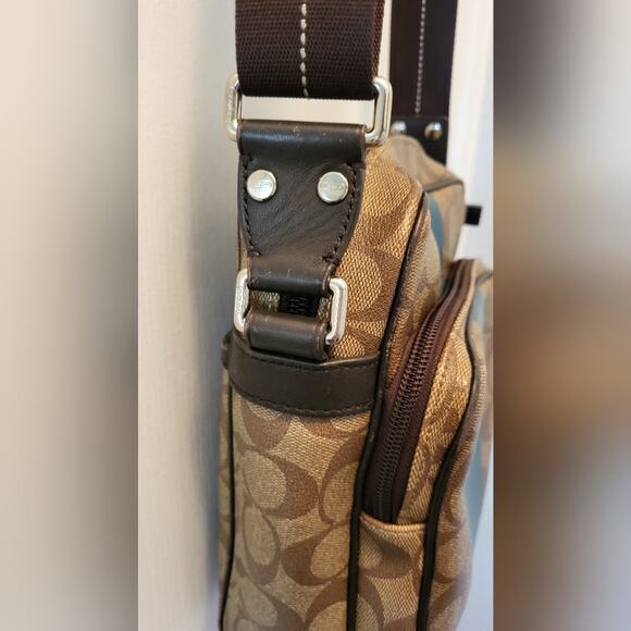 Y2K Coach Hertiage Signature Blue Stripe Messenger Bag EUC - Picture 13 of 16